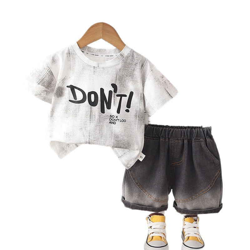 Short sleeved shorts two-piece set for children's clothing